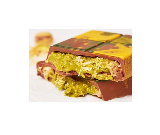 Dubai Pistachio Knafeh Chocolate Bar